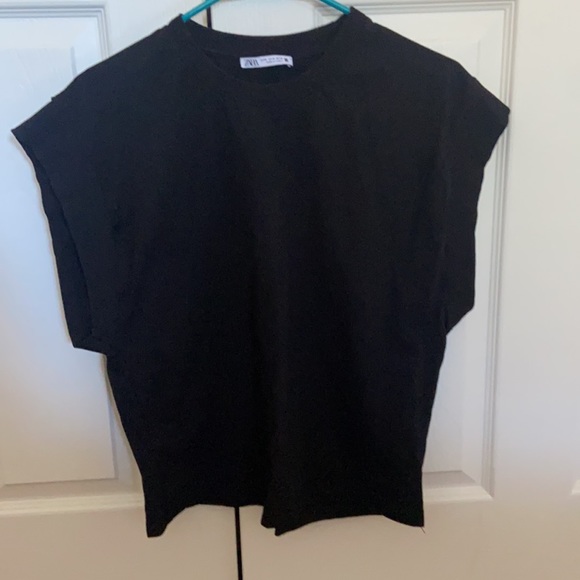 Zara Ribbed Tshirt - Picture 3 of 4